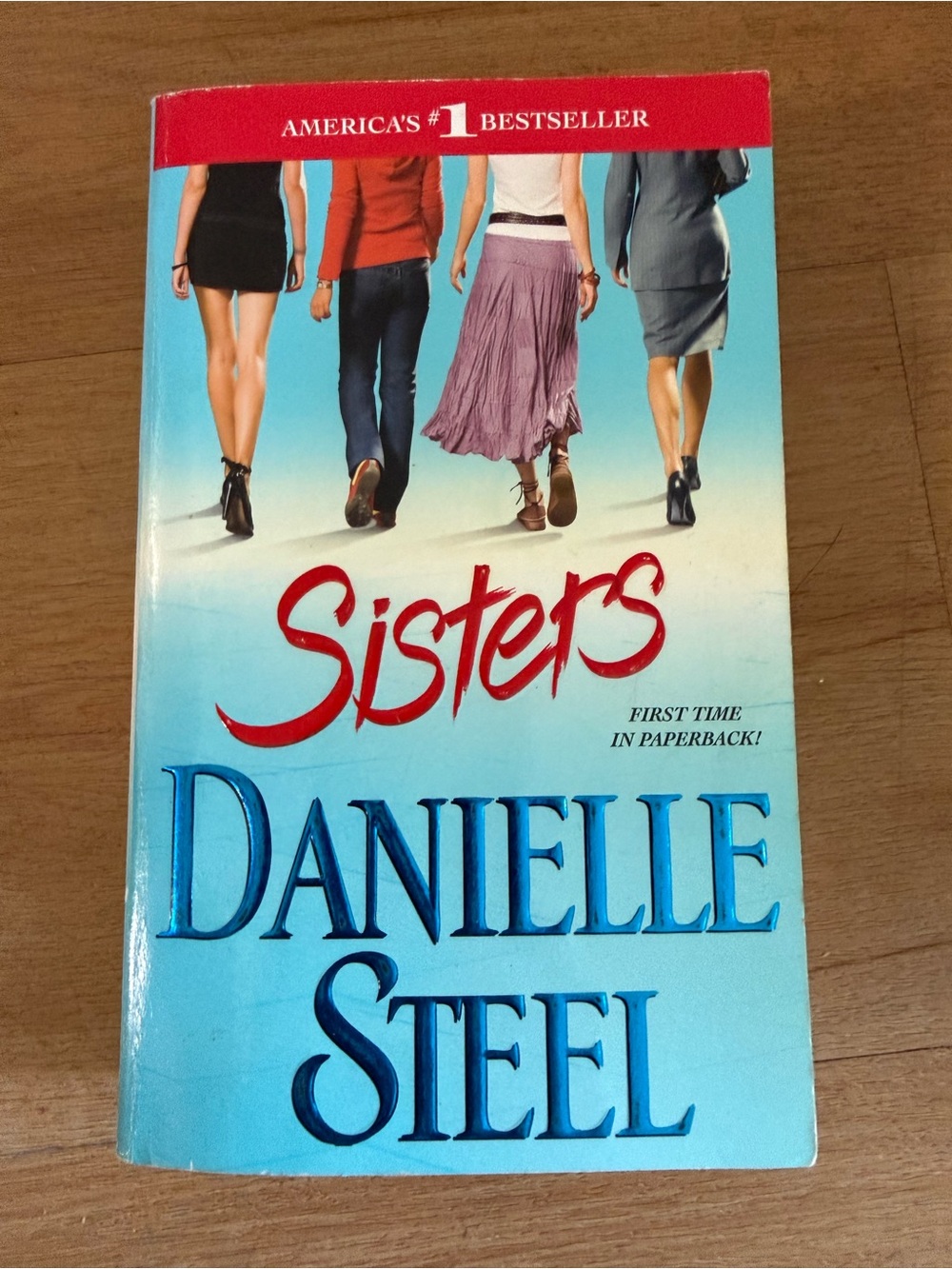 📚3 for $12📚Sisters by Danielle Steel — Light Blue Paperback with Red Accents